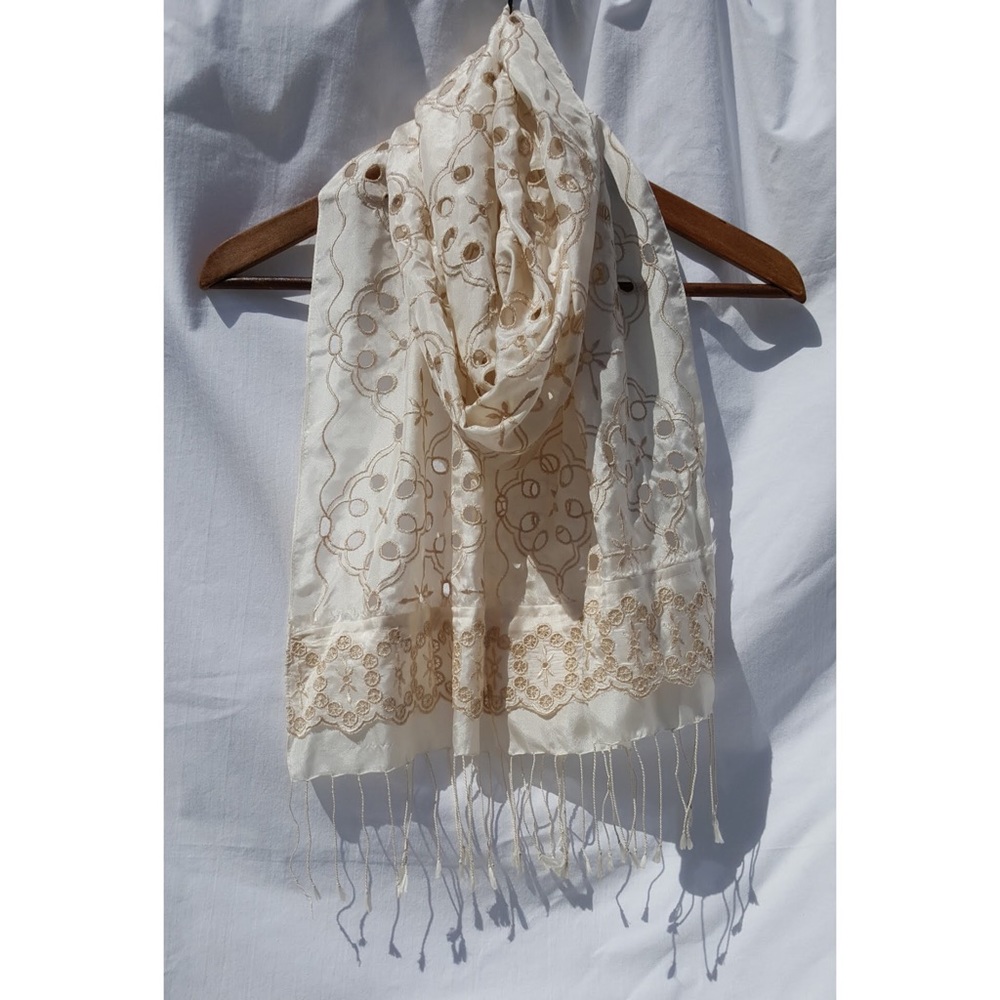 Gorgeous Cream Eyelet Silk Scarf